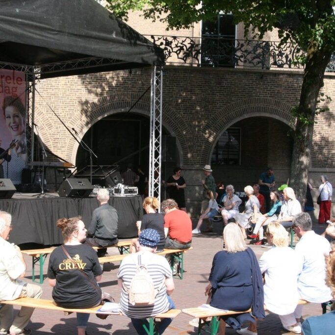 Educational interactive performances at Twents Gitaar Festival